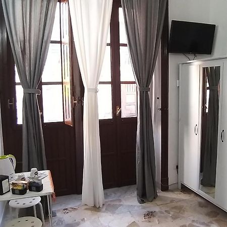 Exclusive House Center Apartment Катания Екстериор снимка