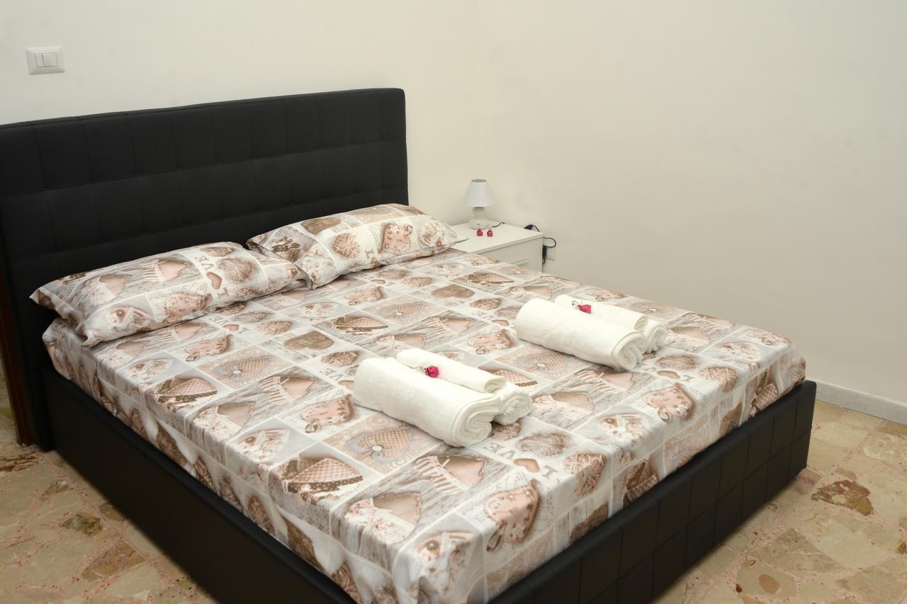 Exclusive House Center Apartment Катания Екстериор снимка