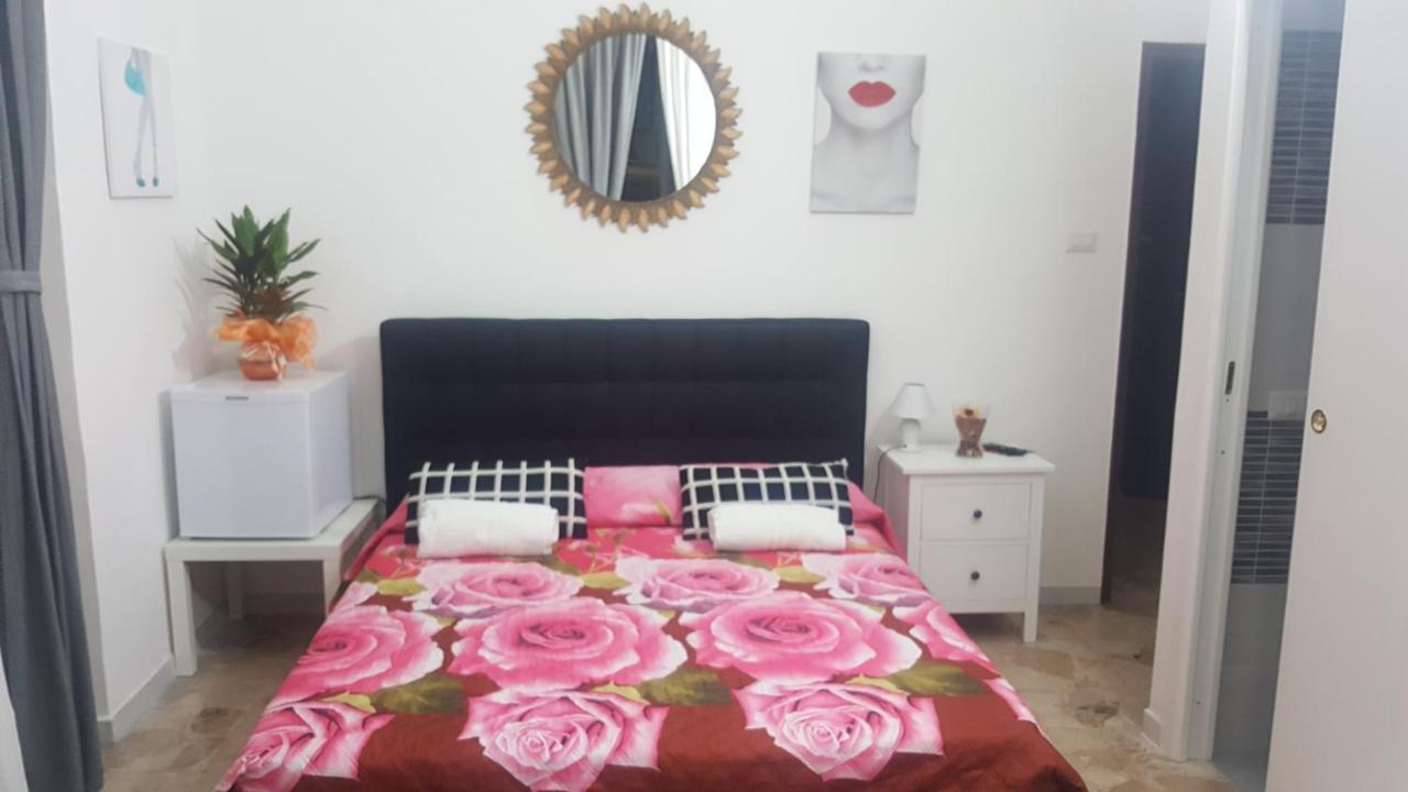 Exclusive House Center Apartment Катания Екстериор снимка